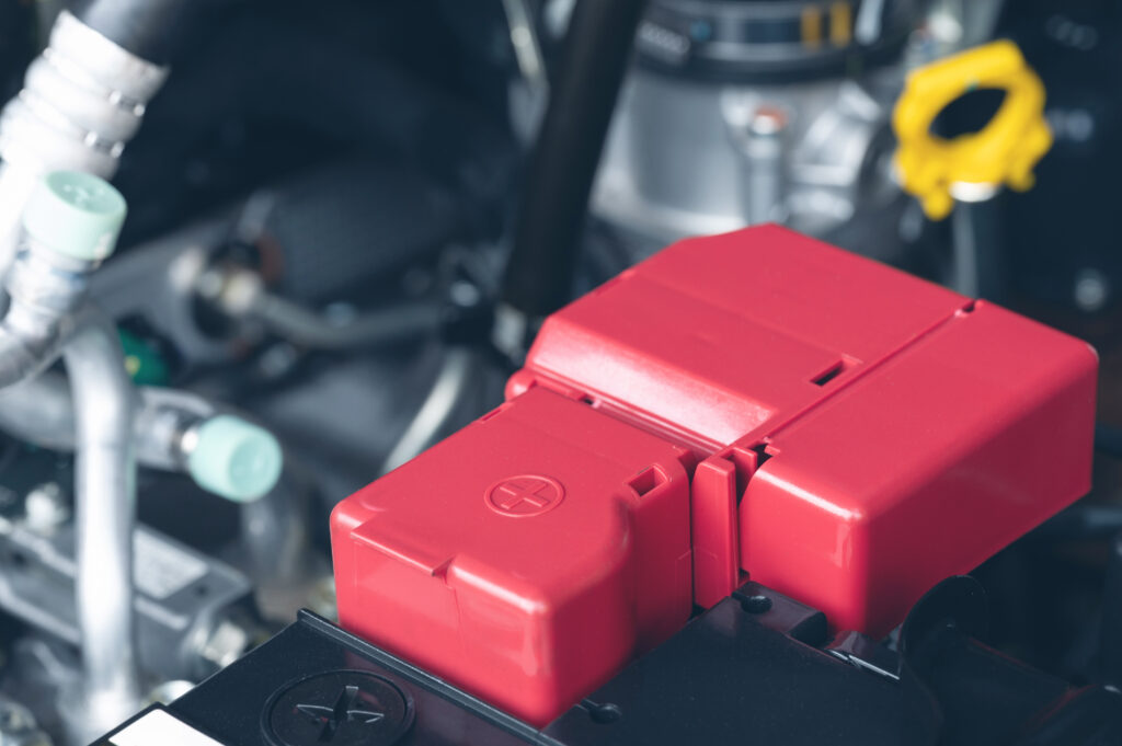 Car battery terminal connection